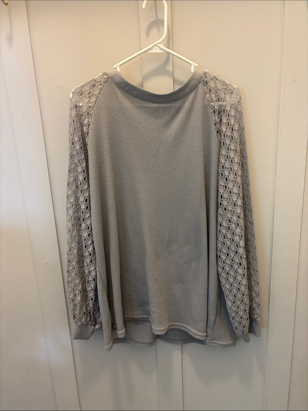 Lace-Sleeve Waffle Knit Long Sleeve Top - Light Gray